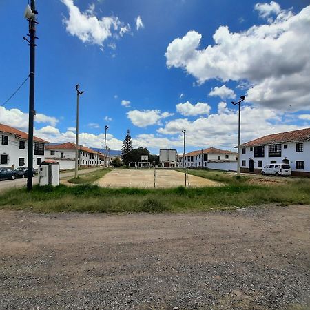 Aparta Hotel El Refugio De Maria Villa de Leyva Ngoại thất bức ảnh